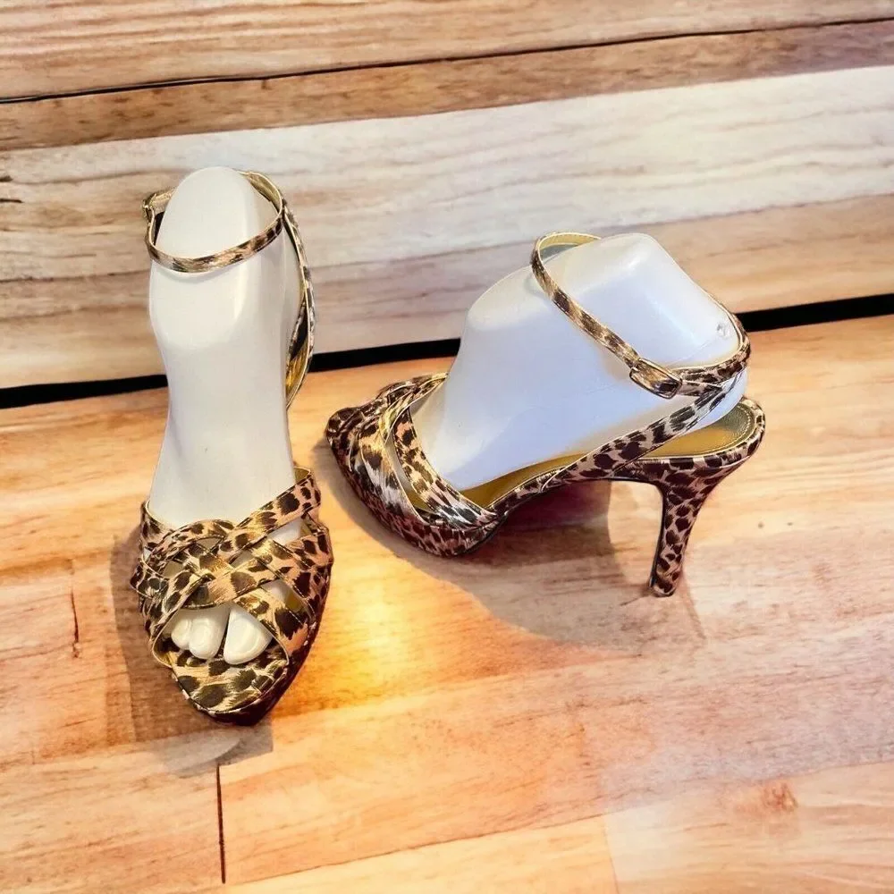NIB Caparros Women's Makai Platform Sandal 7.5 Leopard print - Picture 4 of 10